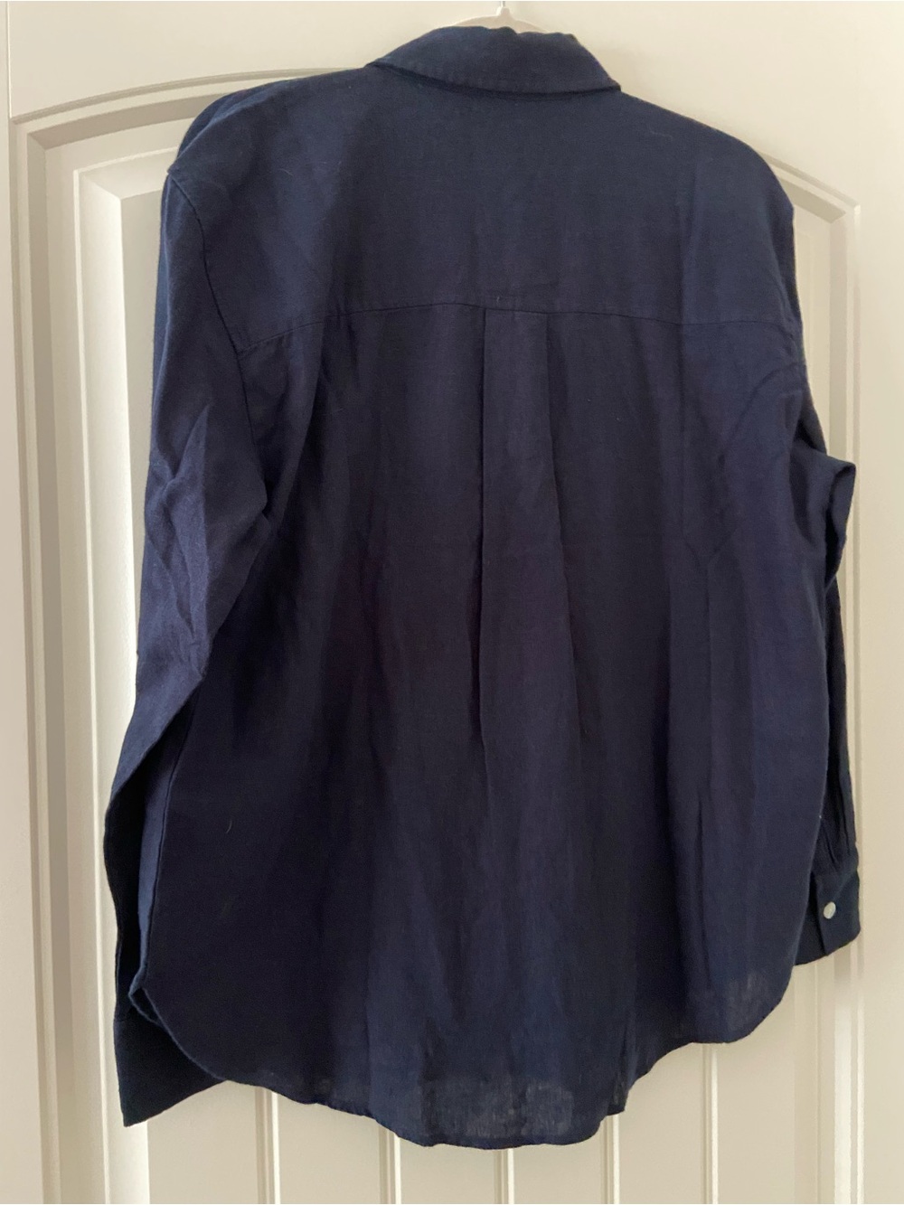 NWT - Banana Republic Linen Blend Dark Navy Button-Down Shirt - Medium - Picture 5 of 9